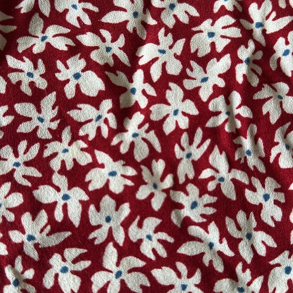 Reformation Floral Print Flounce Miniskirt – Size 0 – Grenadine Red – 90s Vibes - Picture 6 of 9